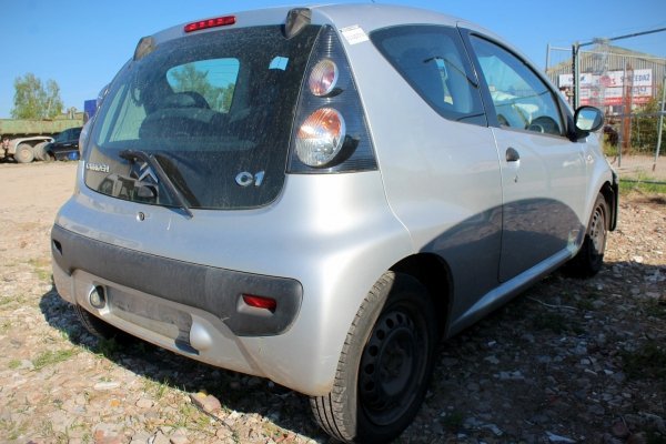 Zderzak tył Citreon C1 2005 Hatchback 3-drzwi