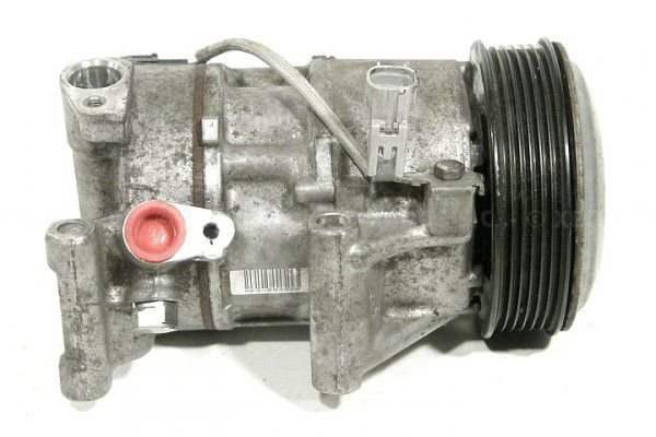 Sprężarka klimatyzacji Toyota Auris E18 2012- 1.4D4D