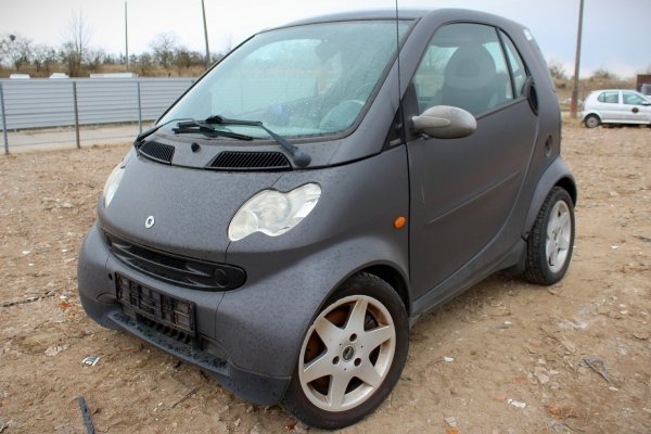 Maska zderzak błotnik lewy prawy przód Smart Fortwo 2006 Coupe
