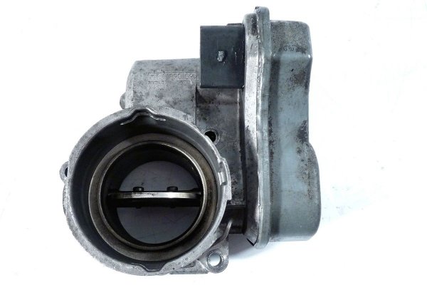 Przepustnica VW Passat B6 2006 2.0TDI 