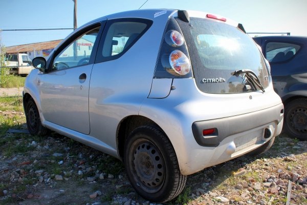 Citreon C1 2005 1.0i CFA Hatchback 3-drzwi [B]