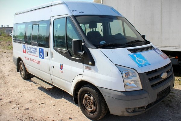 Zwrotnica przód prawa Ford Transit MK7 2006 Bus