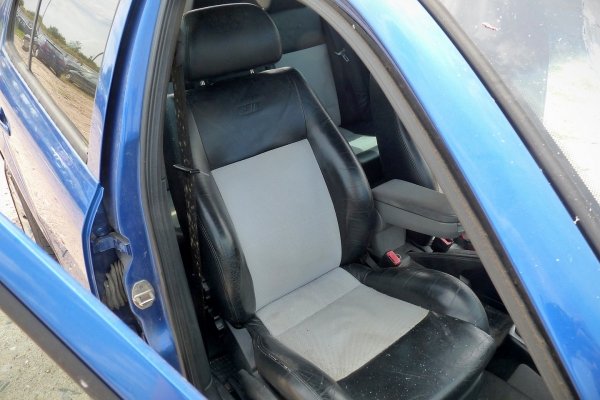 Lusterko prawe Skoda Octavia I 1U 1999 Liftback