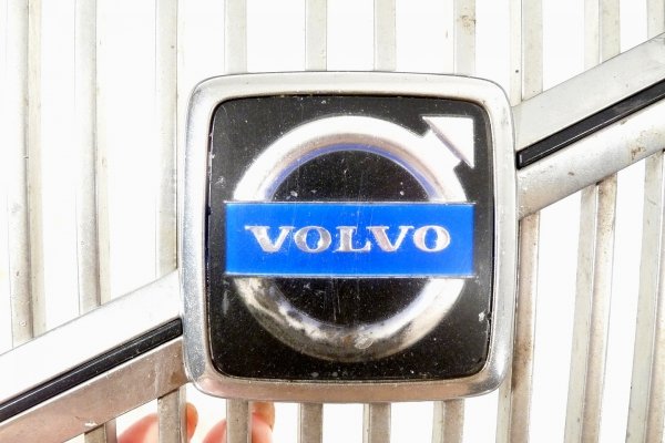 Atrapa grill Volvo V50 2004 Kombi 