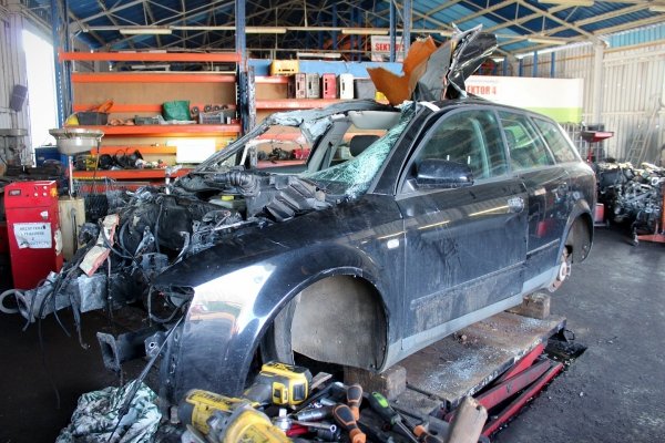 Audi A4 B6 2002 1.9TDI AVB Kombi 