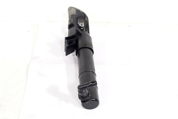 _Spryskiwacz reflektora Ford Focus MK2 2004-2007 Kombi