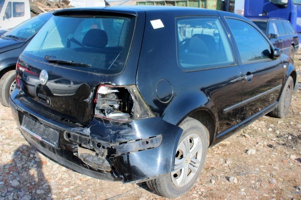 Drzwi przód lewe VW Golf IV 1J 2002 Hatchback 3-drzwi (kod lakieru: L041)