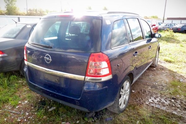 Mechanizm wycieraczek Opel Zafira B 2006 Minivan