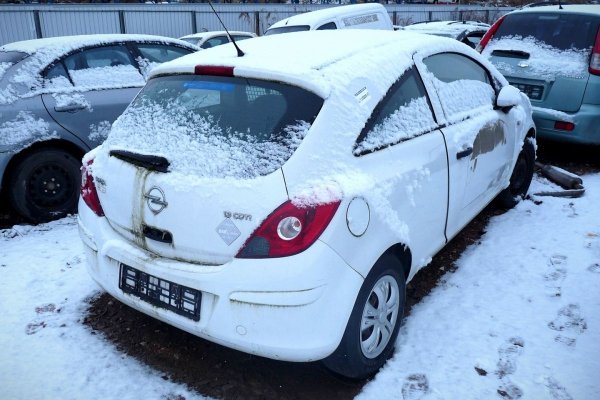 Błotnik przód prawy Opel Corsa D 2010 Hatchback 3-drzwi