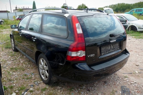 Zderzak tył Volvo V50 2004 Kombi 