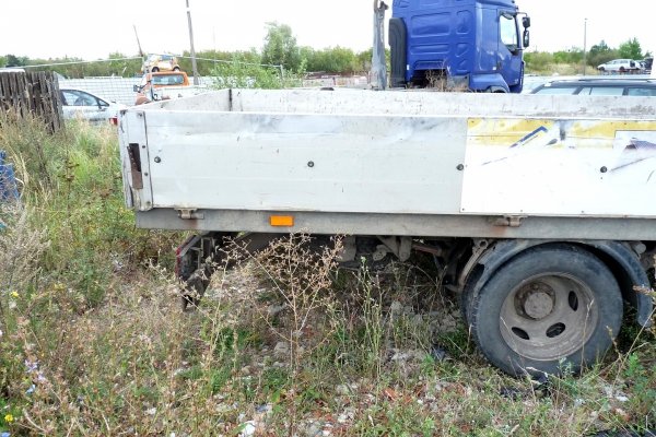 Zwrotnica przód lewa Mitsubishi Canter VI 2000 2.8TD 4M40-2AT 