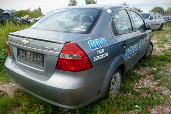 Chevrolet Aveo T250 2010 1.2i LMU Sedan [A]