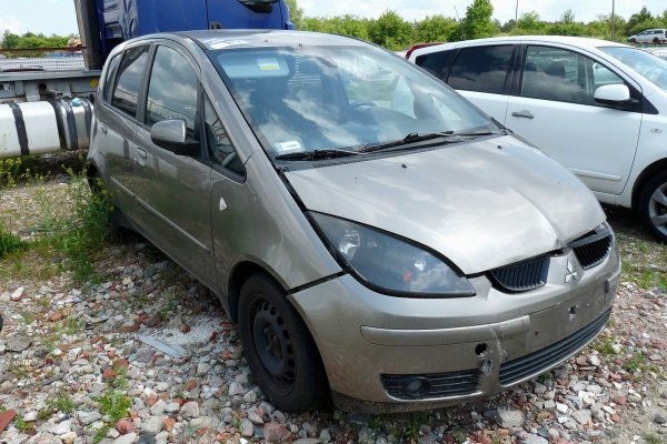 Drzwi przód prawe Mitsubishi Colt VI Z30 2007 Hatchback 5-drzwi (Kod lakieru: A98)