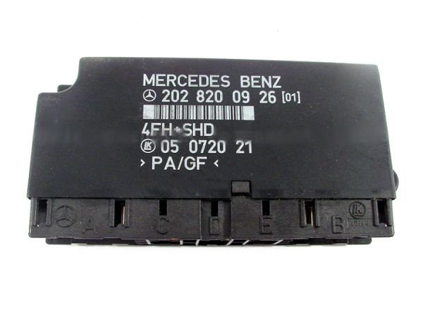 Moduł komfortu Mercedes 124 1984-1997 2028200926