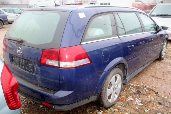 Opel Vectra C 2004 1.9CDTI Z19DTH Kombi [B]