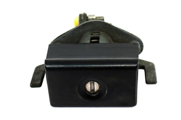_Wkładka zamka klapy Nissan Primera P11 1996-2002