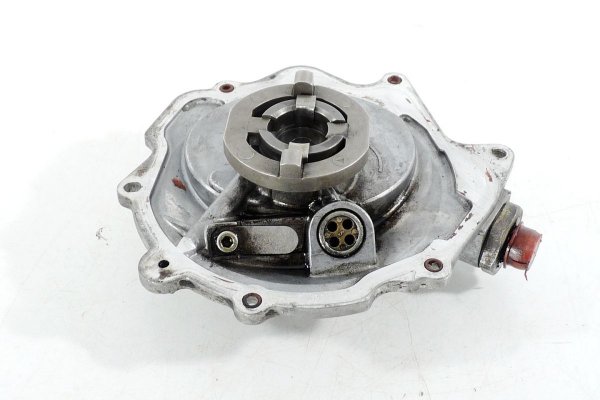 Pompa wakum Mercedes Vito W638 1995-2003 2.3D