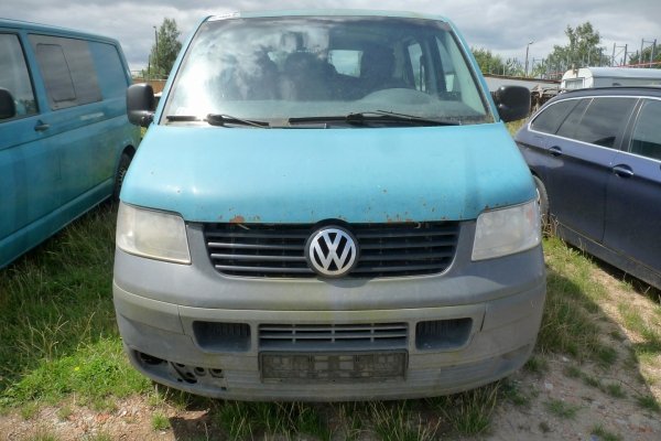 Zderzak przód VW Transporter T5 2005 Bus