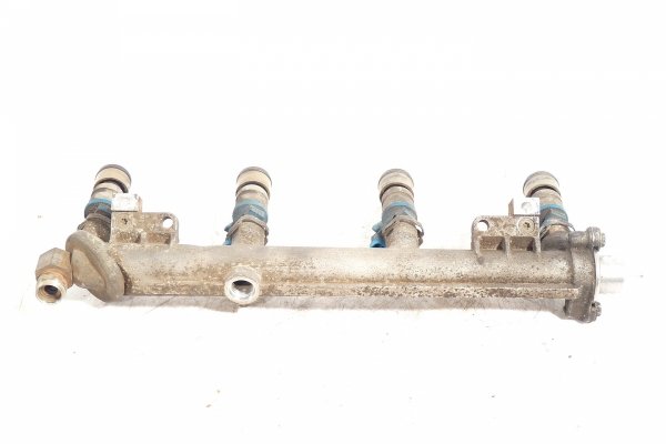 Listwa wtryskowa Opel / Saab 