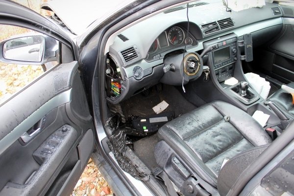 Drzwi tył lewe Audi A4 B7 2005 Kombi 