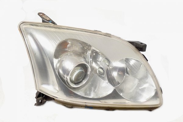 Reflektor prawy Toyota Avensis T25 2005 Kombi (xenon)