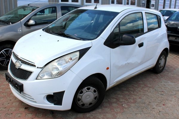Błotnik przód lewy Chevrolet Spark M300 2011 1.0i B10D1 Hatchback 5-drzwi 