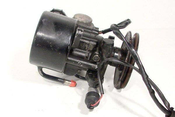Pompa wspomagania Mazda RX7 FC 1985-1991 1.3