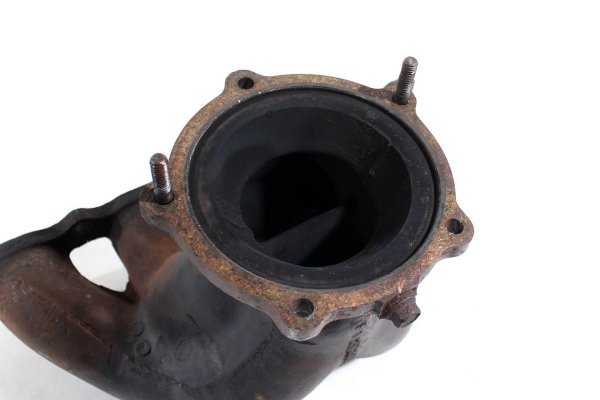 _Kolektor wydechowy Hyundai Trajet 1999-2008 2.0i 16V