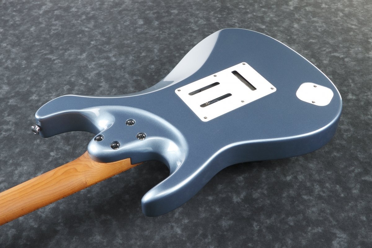 Ibanez AZ2204-ICM Ice Blue Metallic Prestige