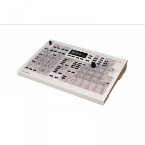Waldorf Kyra syntezator