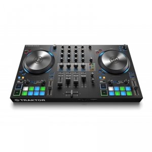 Native Instruments Traktor Kontrol S3 kontroler