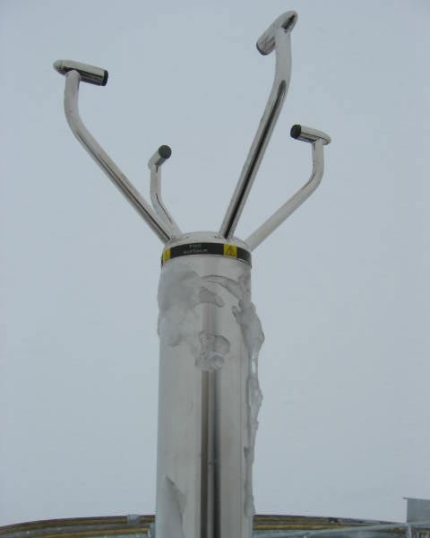 Gill WindObserver 70 wiatromierz ultradźwiękowy dwuosiowy ogrzewany anemometr lotniskowy