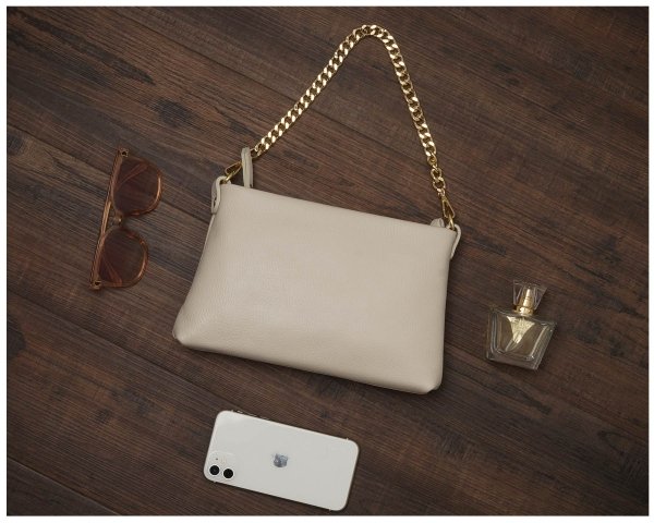 Damska skórzana kopertówka torebka wizytowa Solome Inka jasny beż plener