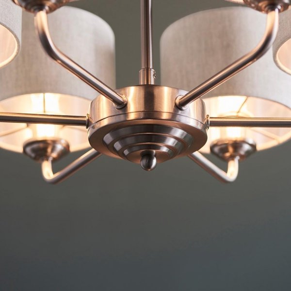 Lampa wisząca abażurowa sześciopłomienna lniana okrągła chromowana minimalistyczna klasyczna HIGHCLERE 99151 ENDON 