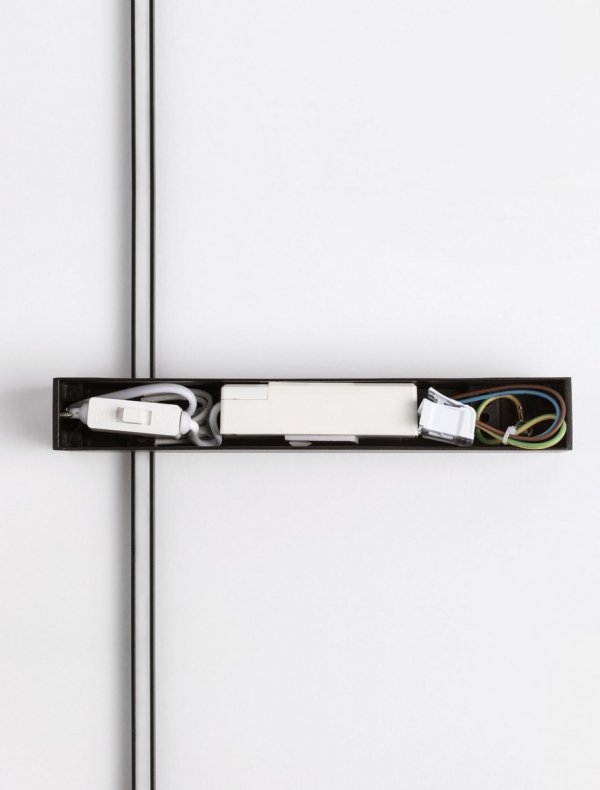 Nowoczesny czarny kinkiet LED listwa minimalistyczny uniwersalny zmiana barwy światła HIGUERA LE46071 LUCES EXCLUSIVAS