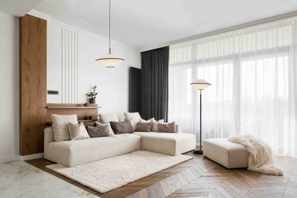 Lampa wisząca utrzymana w eklektycznym amerykańskim stylu z tkaninowym abażurem o niebanalnym kształcie TROY 4282 Argon