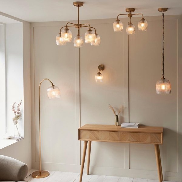 Lampa podłogowa stojąca mosiężna regulowany szklany klosz prążkowy salonowa sypialniana minimalistyczna Ashcroft 120621 ENDON