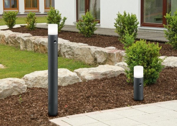 Minimalistyczny Nowoczesny Słupek Ogrodowy Antracyt Czuinik Ruchu HOOSIC 522260142 TRIO