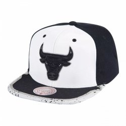 Mitchell & Ness czapka z daszkiem Chicago Bulls NBA Day One Snapback Bulls 6HSSMM19226-CBUWHBK