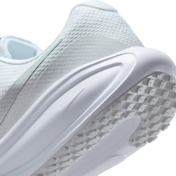 Nike buty męskie do biegania Revolution 8 HJ9198-100 