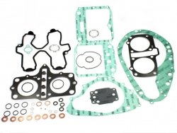 ATHENA KOMPLET USZCZELEK SUZUKI GS 500 E 89-00, GS 500 F 04-07 (Z USZCZELKĄ POKRYWY ZAWOROWEJ)
