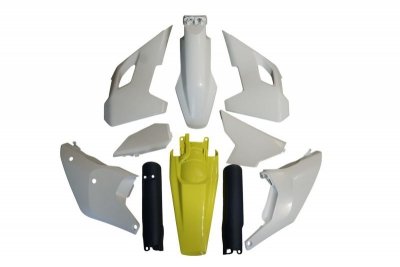POLISPORT KOMPLET PLASTIKÓW (FULL KIT) HUSQVARNA TE/FE TPI 24-25 W ZESTAWIE OSŁONY AMORTYZATORÓW KOLOR OEM BIAŁY ŻÓŁTY OEM 24