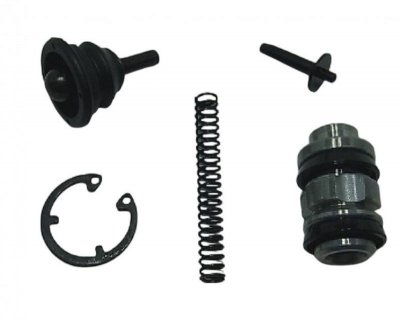 TOURMAX ZESTAW NAPRAWCZY POMPY HAMULCOWEJ PRZÓD SUZUKI GSXR 600 04-07, GSXR 750 04-07 (MADE IN JAPAN)