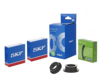SKF ZESTAW ŁOŻYSKA KOŁA TYLNEGO Z USZCZELNIACZAMI I TULEJKAMI KTM SX/SXF 125/250/350/450 13-22, HUSQVARNA TC/FC 15-22, GAS GAS M