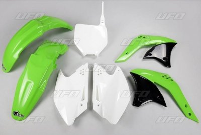 UFO KOMPLET PLASTIKÓW KAWASAKI KXF 250 '07 KOLOR OEM (ZIELONY/BIAŁY)