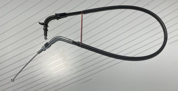 Linka (cięgno) gazu ciągnąca Suzuki Bandit GSF 1200/S (01-05)