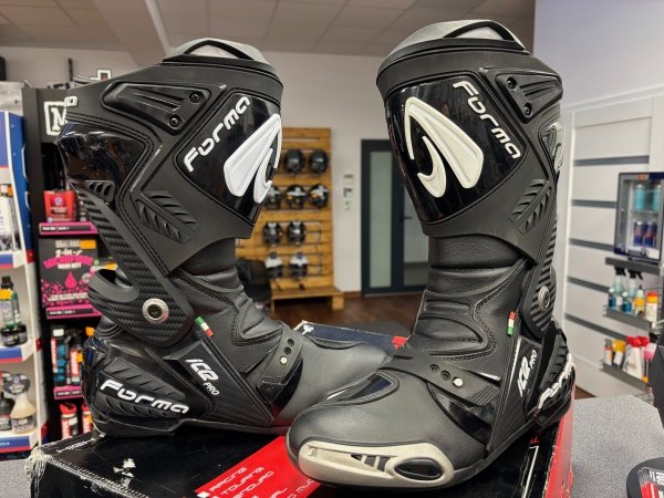 FORMA ICE PRO BUTY MOTOCYKLOWE SPORTOWE Z ZAWIASEM 43 (poekspozycyjne)