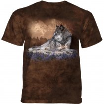 Distant Mountains Wolf - The Mountain