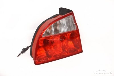 Maserati 4200 Coupe Gransport Lampa lewy tył
