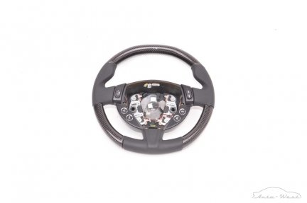 Maserati Granturismo Service of customising sport steering wheel to carbon